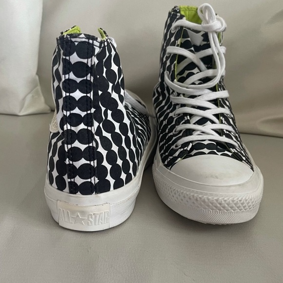 Converse Maribekko collab shoes - Picture 4 of 10